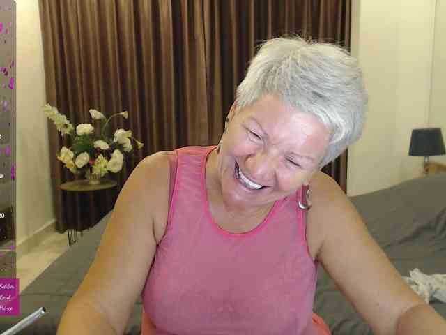 roxana-brooks webcam