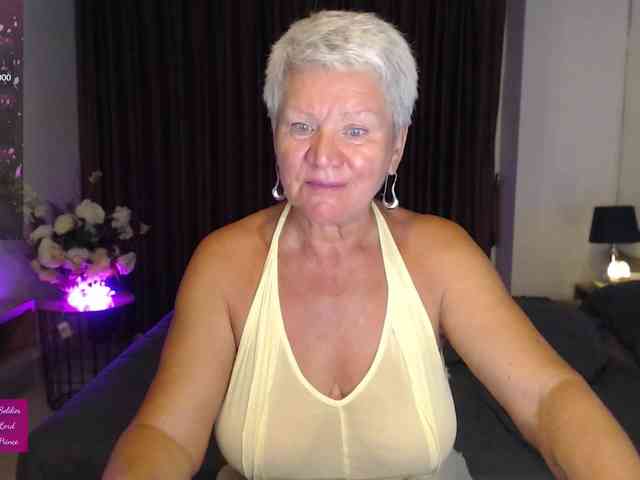 roxana-brooks roxana-brooks