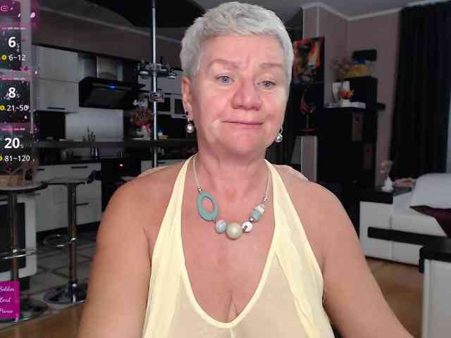 roxana-brooks roxana-brooks