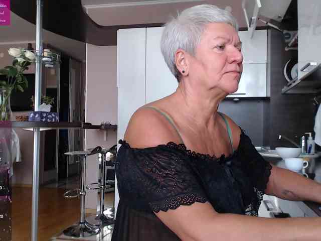 roxana-brooks webcam