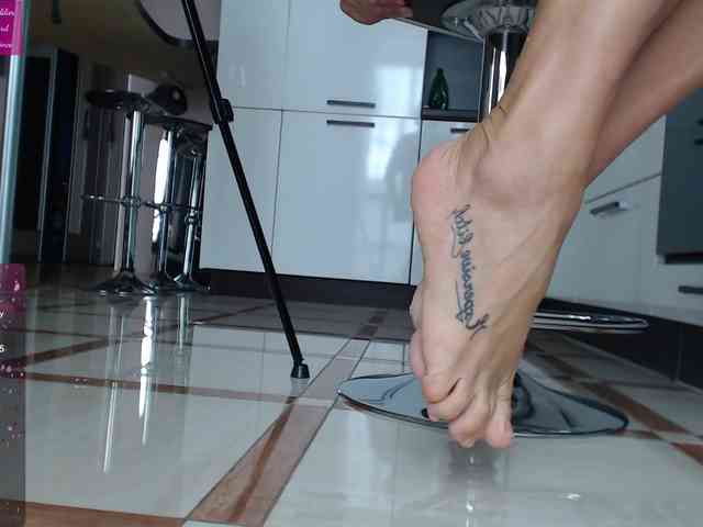 roxana-brooks webcam