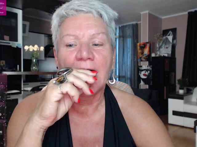 roxana-brooks webcam