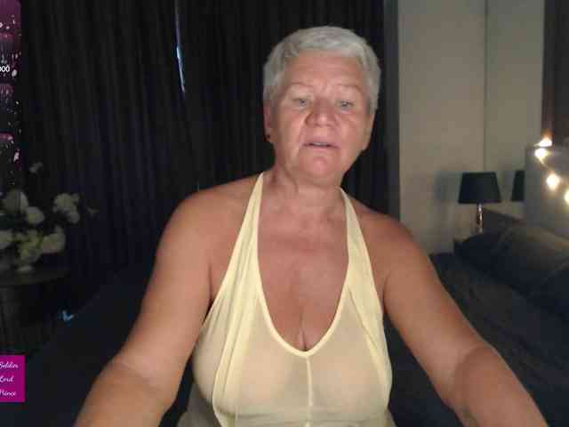 roxana-brooks webcam