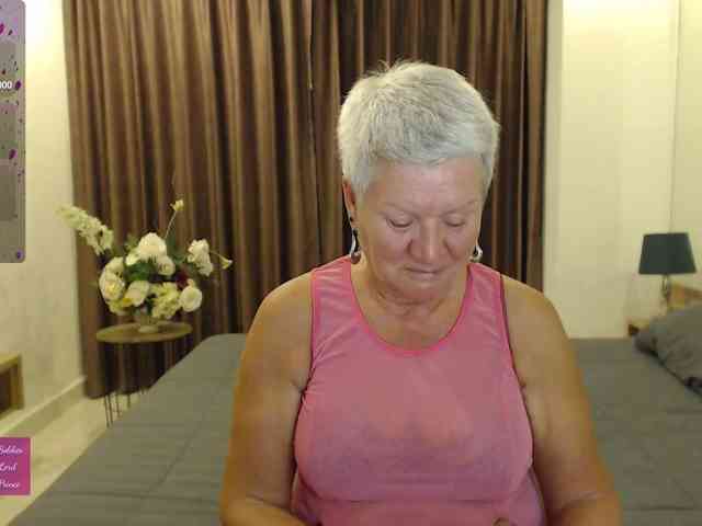 roxana-brooks roxana-brooks