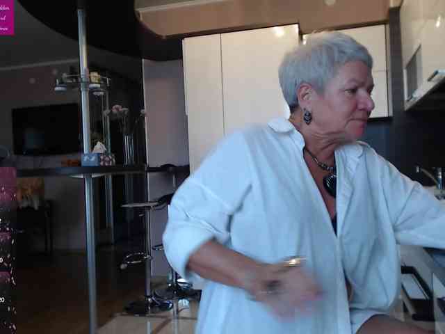 roxana-brooks webcam