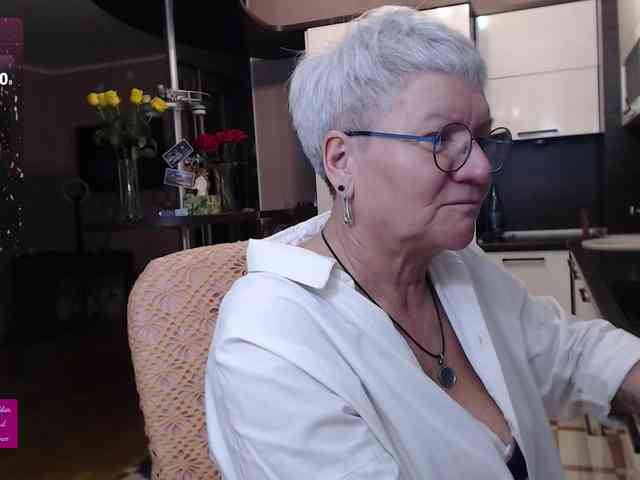 roxana-brooks Live Webcam on BongaCams