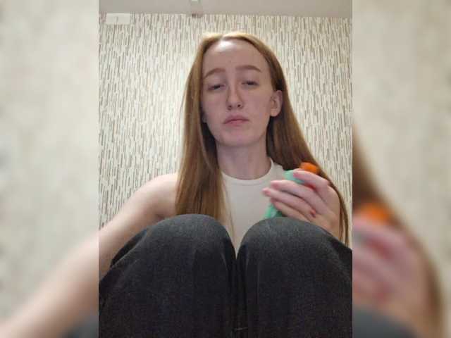 parasite-1's BongaCams show and profile