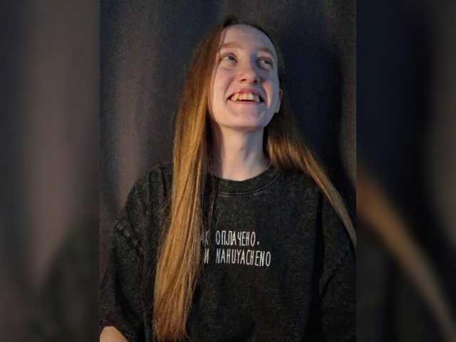 parasite-1's BongaCams show and profile