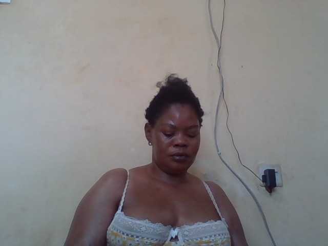 Sexydove's BongaCams show and profile