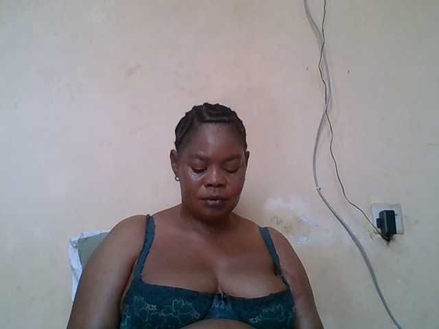 Sexydove live cam profile