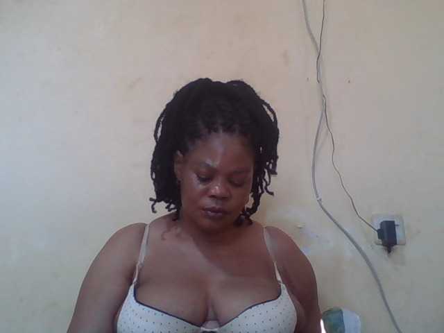 Sexydove's BongaCams show and profile