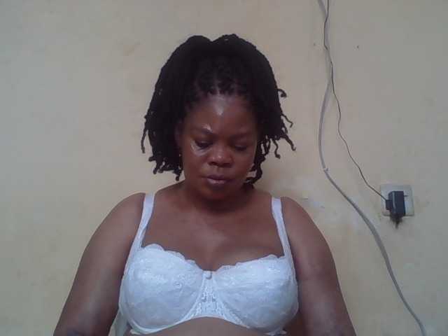 Sexydove's BongaCams show and profile