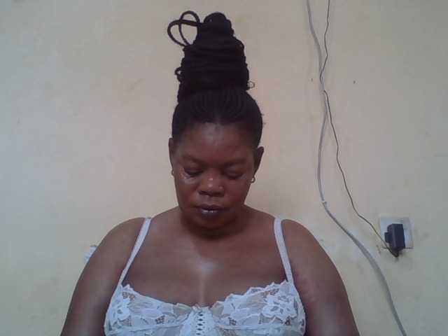 Sexydove's BongaCams show and profile