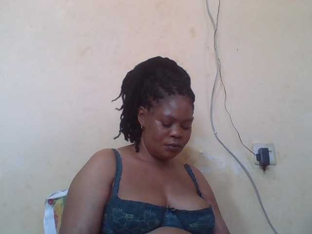 Sexydove's BongaCams show and profile