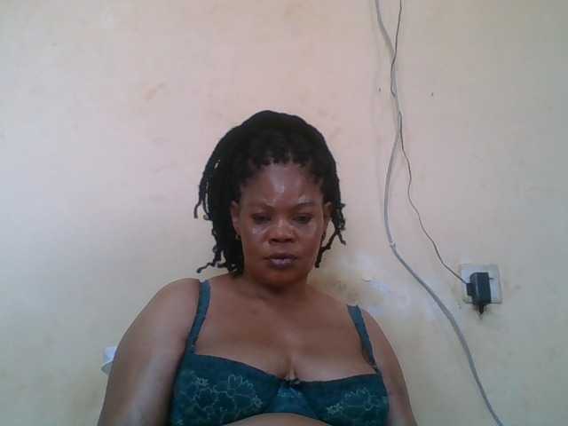 Sexydove's BongaCams show and profile