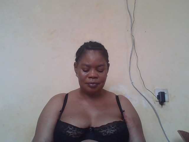 Sexydove's BongaCams show and profile