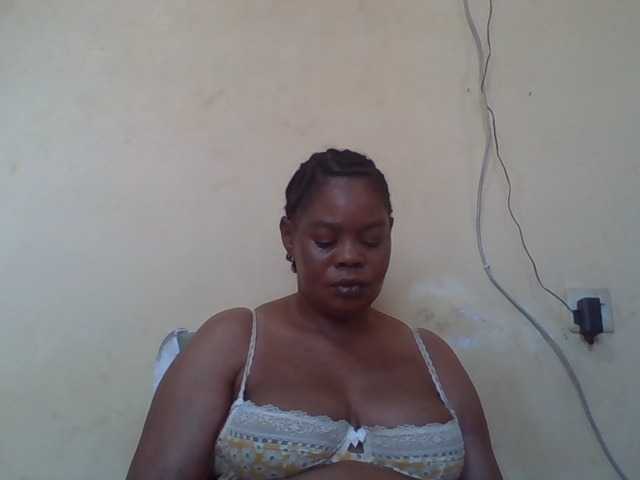 Sexydove's BongaCams show and profile