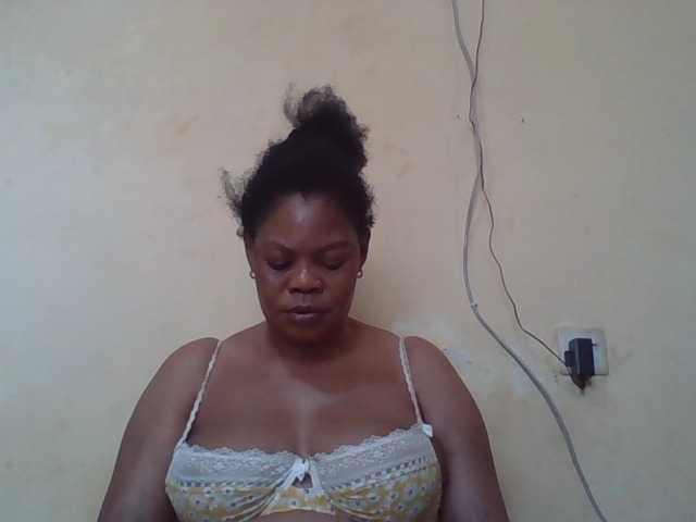 Sexydove's BongaCams show and profile