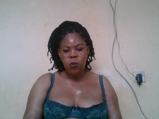 Sexydove's BongaCams show and profile