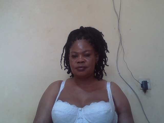 Sexydove's BongaCams show and profile