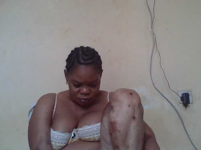 Sexydove's BongaCams show and profile