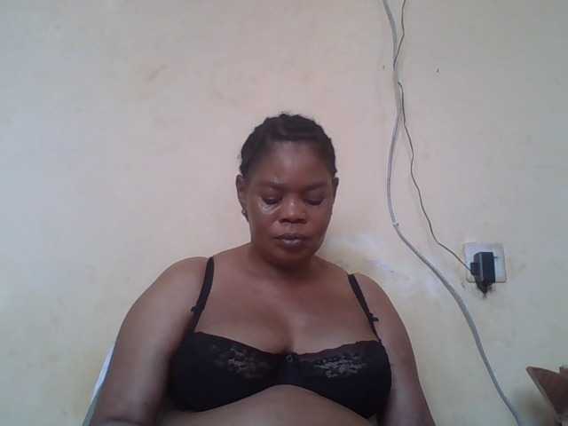 Sexydove's BongaCams show and profile