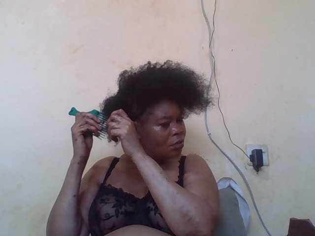 Sexydove's BongaCams show and profile