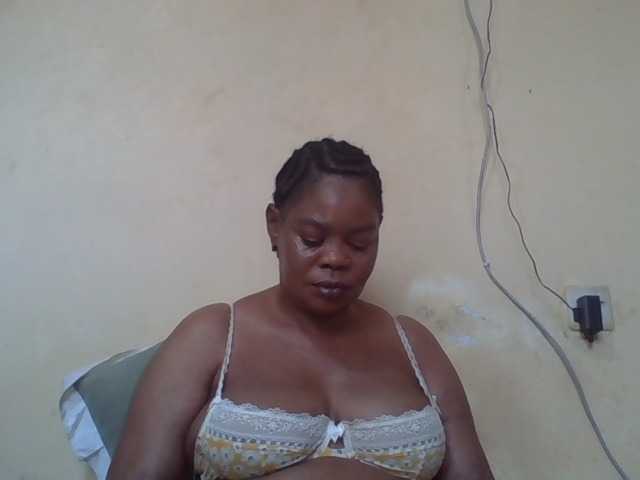 Sexydove's BongaCams show and profile