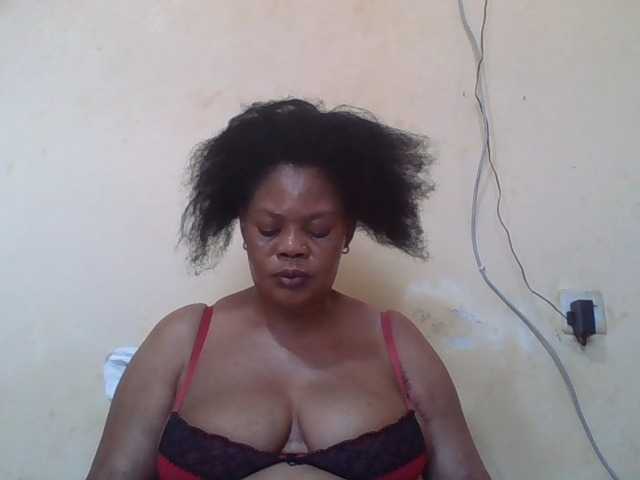 Sexydove's BongaCams show and profile