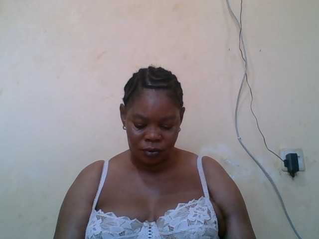 Sexydove's BongaCams show and profile