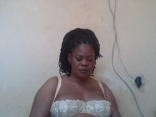 Sexydove's BongaCams show and profile