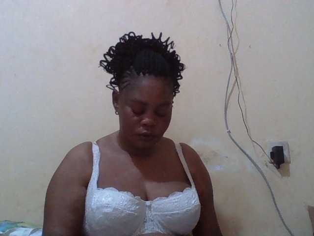 Sexydove's BongaCams show and profile