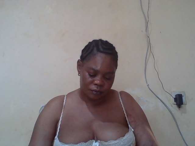 Sexydove's BongaCams show and profile