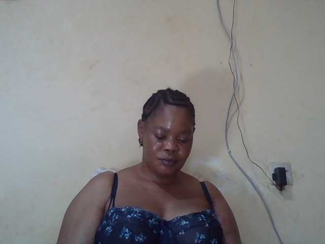 Sexydove's BongaCams show and profile