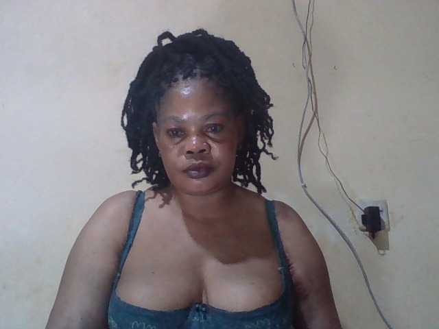 Sexydove's BongaCams show and profile