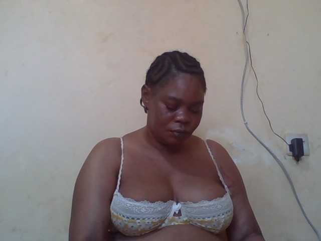 Sexydove's BongaCams show and profile