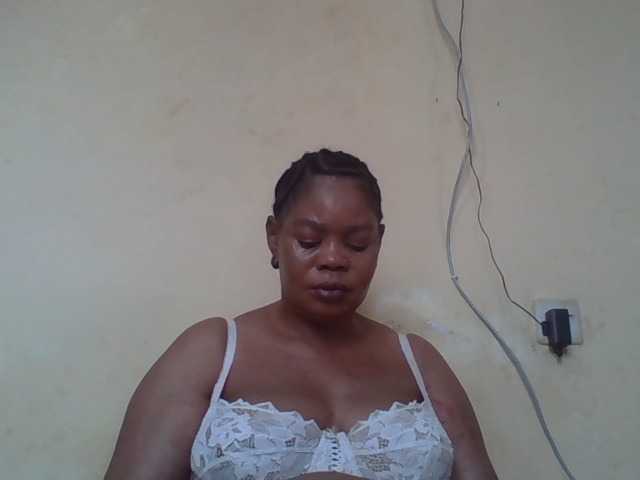 Sexydove's BongaCams show and profile