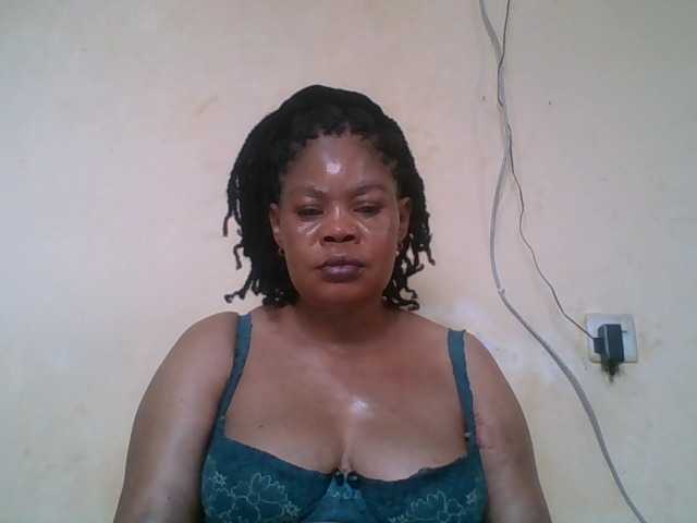 Sexydove's BongaCams show and profile