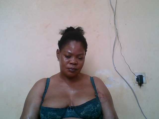 Sexydove's BongaCams show and profile