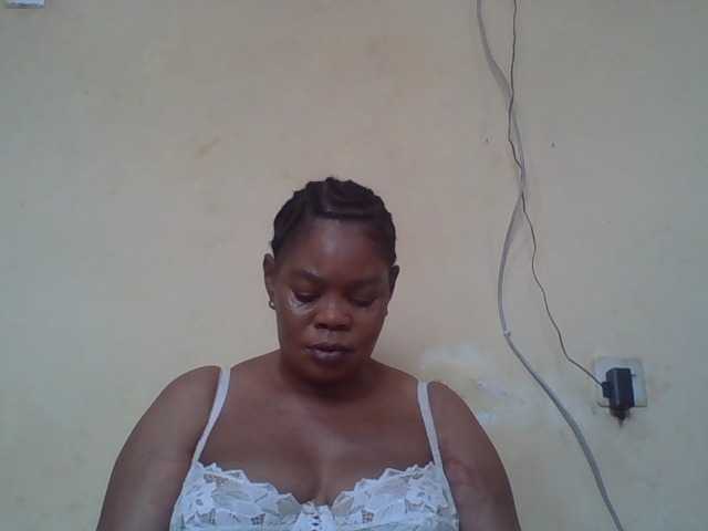 Sexydove's BongaCams show and profile