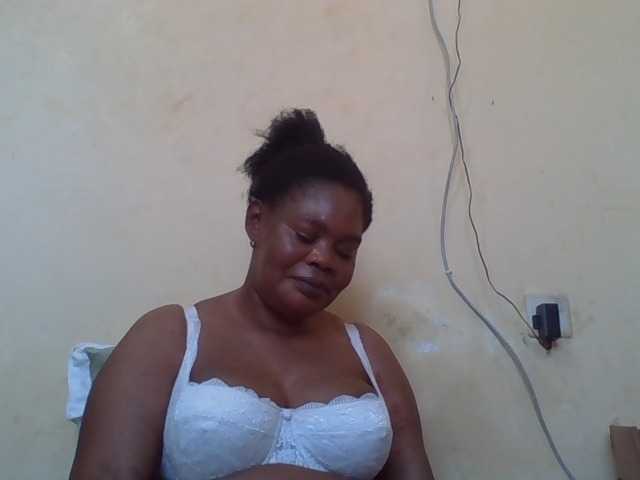 Sexydove's BongaCams show and profile