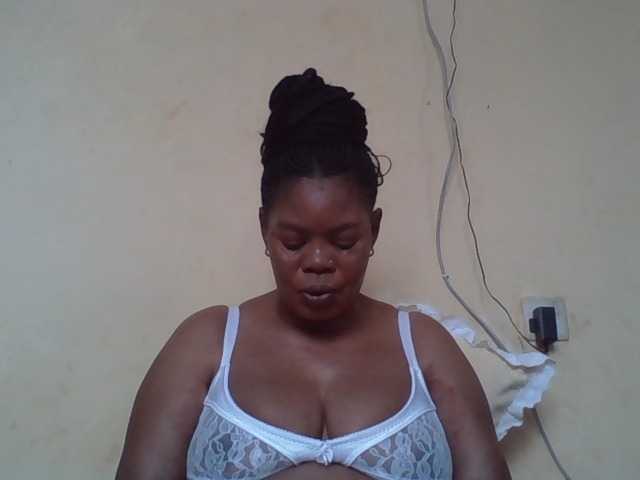 Sexydove's BongaCams show and profile