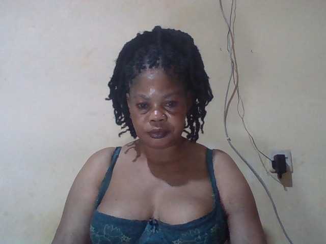 Sexydove's BongaCams show and profile