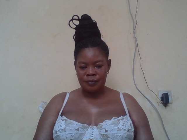 Sexydove's BongaCams show and profile