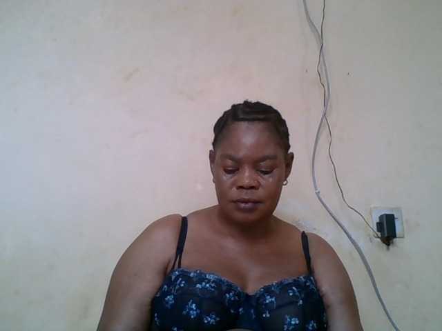 Sexydove's BongaCams show and profile