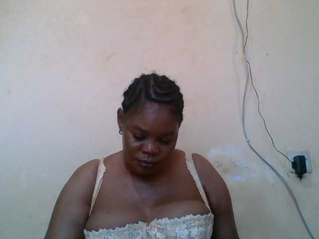 Sexydove's BongaCams show and profile