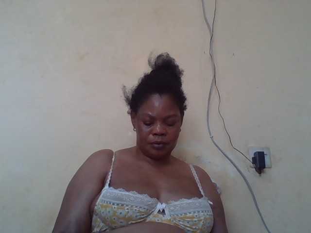 Sexydove's BongaCams show and profile