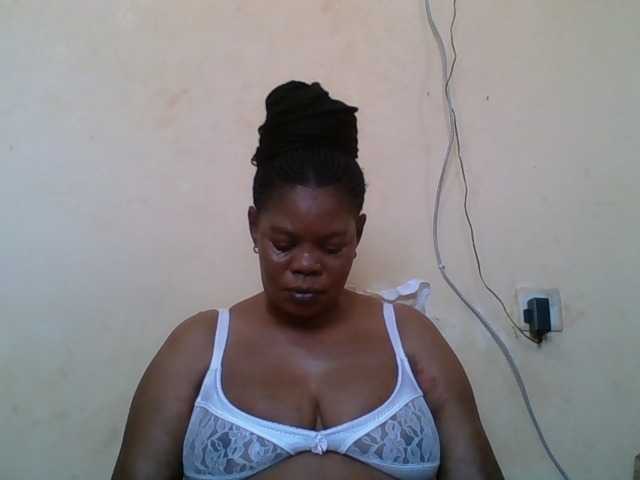 Sexydove's BongaCams show and profile