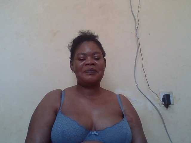 Sexydove's BongaCams show and profile