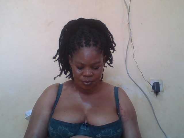 Sexydove's BongaCams show and profile